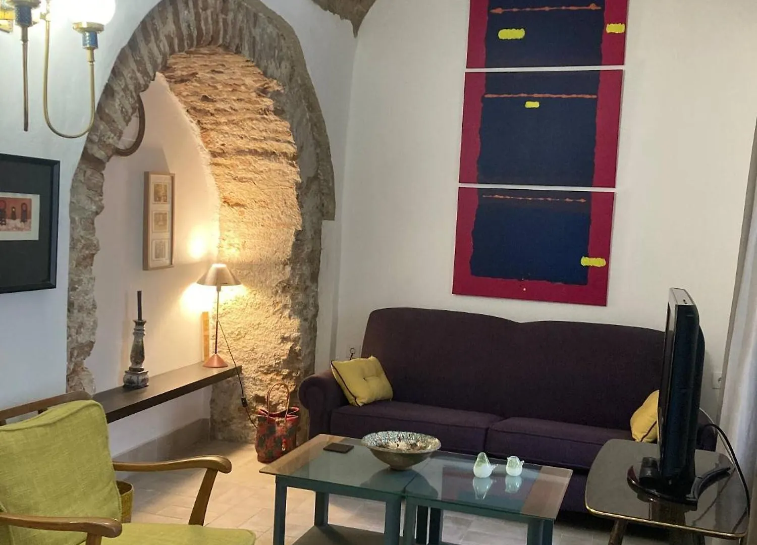Charming 1900 Andalusian Apartment In Arcos De La Frontera